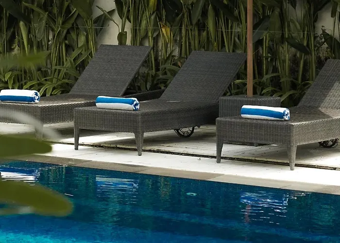 Hotel Umpadhi 4*