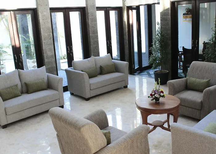 Umpadhi Hotel